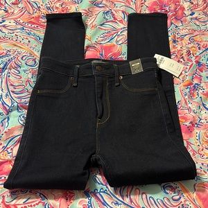 Abercrombie & Fitch Simone High Rise Jean Legging Ankle Size 25 Short 25S NWT